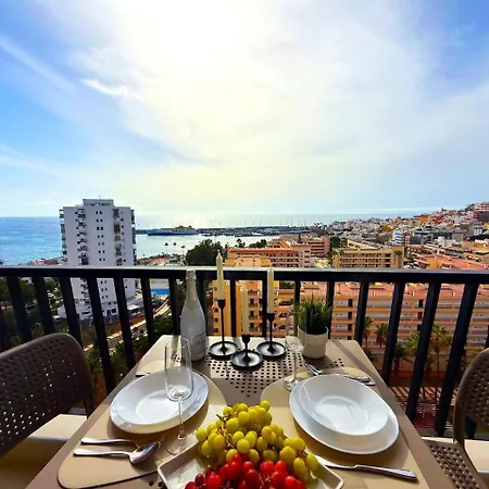 Paulmarie Cristianos * 洛斯克里斯蒂亚诺斯